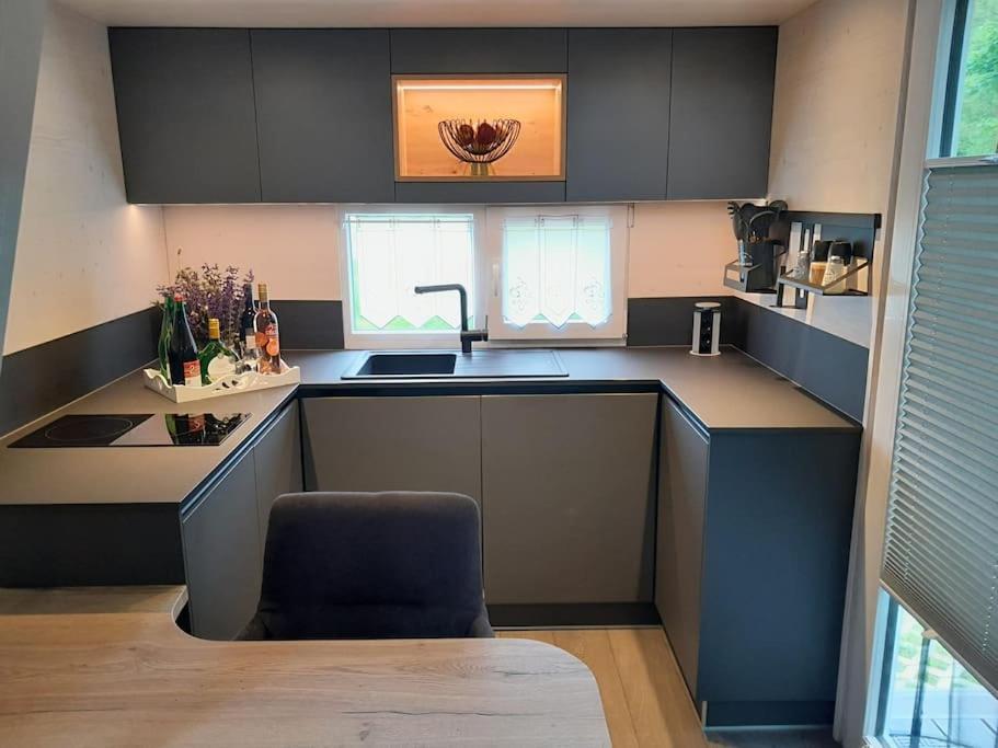 Tiny House Am Elsbach In Der Bayerischen Rhoen. Apartment Oberelsbach